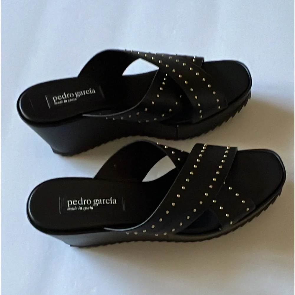 PEDRO GARCIA LEATHER CROSS STRAP PLATFORM WEDGE SANDALS BLACK SIZE 9.5 NWOT